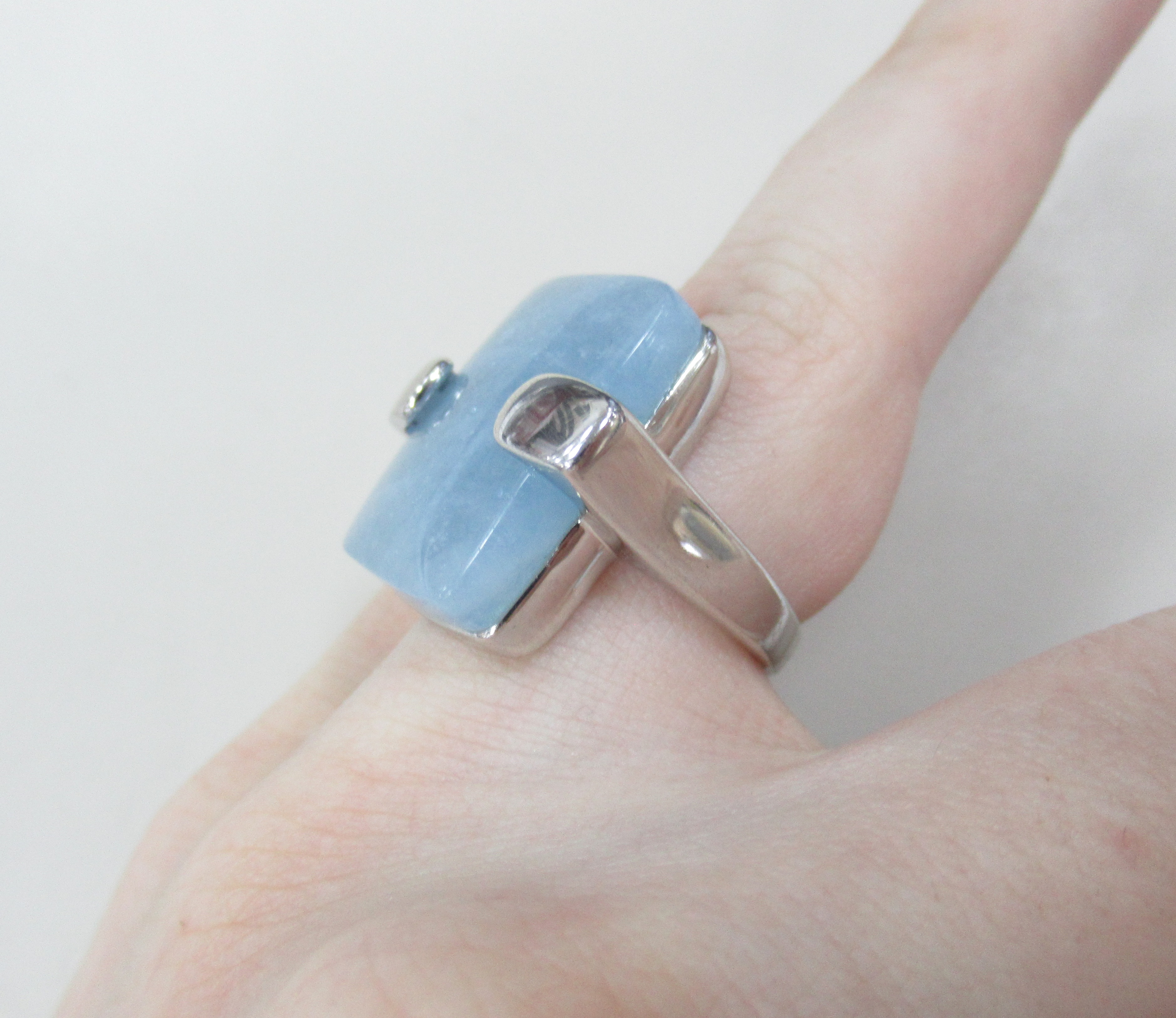 Серебряное кольцо с аквамарином